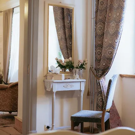 Mois Bed & Breakfast