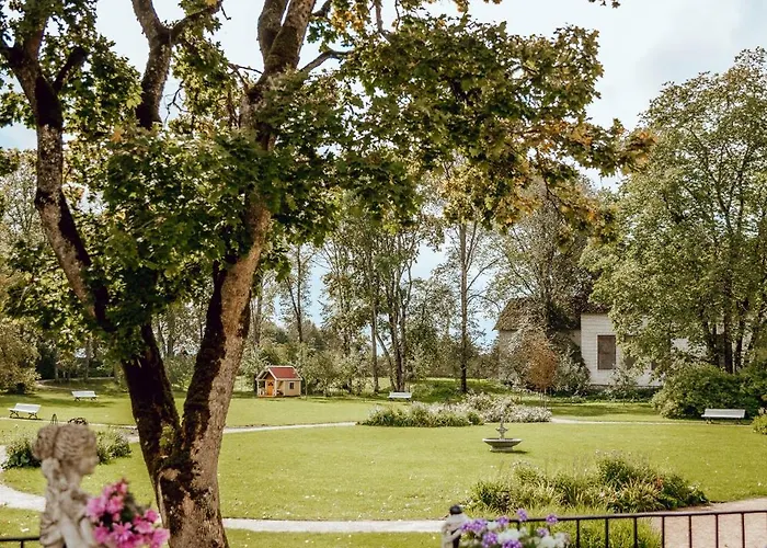 Mois Bed & Breakfast